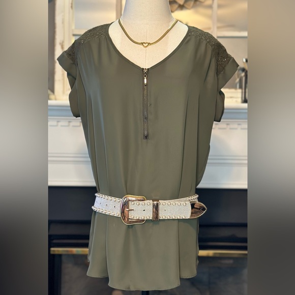 The Athena Pearl Studded Belt - Picture 2 of 7